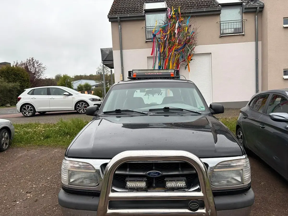 Occasion Ford Explorer XLT 207 ch (152 kW) 1998 Noir SUV