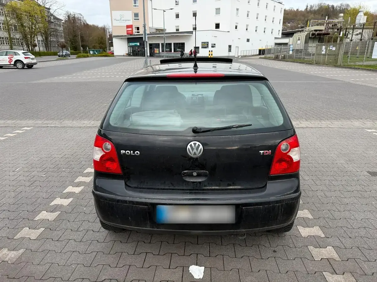 Gebraucht VW Polo Highline 101 PS (74 kW) 2002 Schwarz Kleinwagen