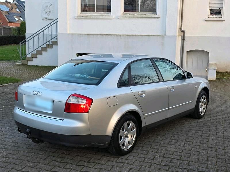 Gebraucht Audi A4 102 PS (75 kW) 2002 Grau Limousine