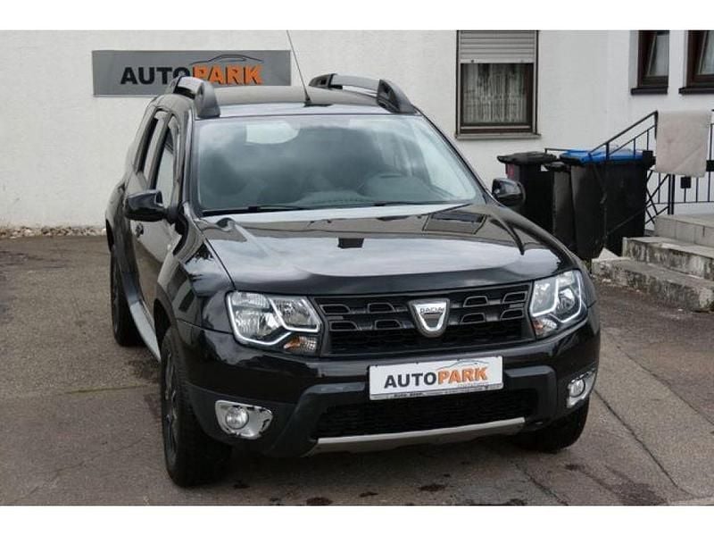 Perlmuttschwarz (metallic) Gebraucht 2017 Dacia Duster SUV | 4.890 € (Superpreis) - Bild 1/4