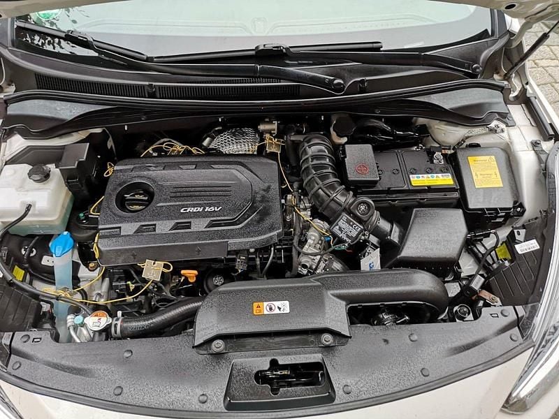 Gebraucht Hyundai i40 Premium 141 PS (103 kW) 2016 Weiß Kombi