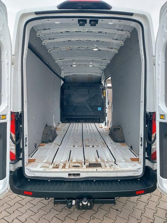 Gebraucht Ford Transit Trend 131 PS (96 kW) 2021 Weiß Van / Kleinbus