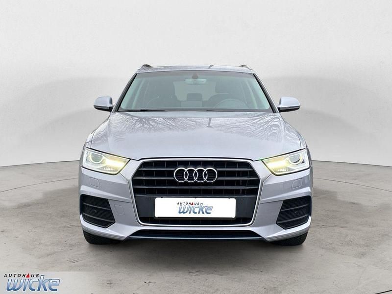 Gebraucht Audi Q3 Basis 150 PS (110 kW) 2016 Silber SUV