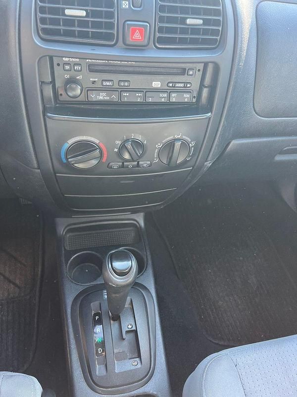 Gebraucht Mitsubishi Space Star 98 PS (72 kW) 2003 Blau Van / Kleinbus