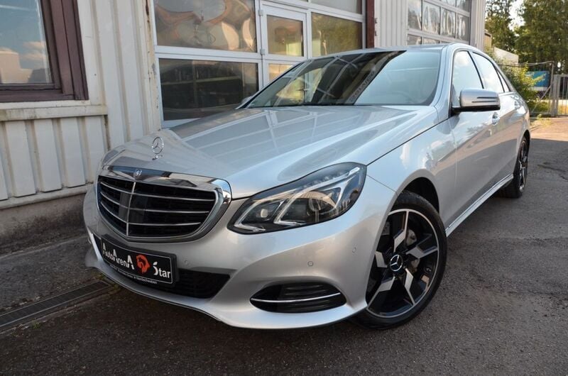 Iridiumsilber Gebraucht 2014 Mercedes E400 Limousine | 15.999 € (Superpreis) - Bild 1/4