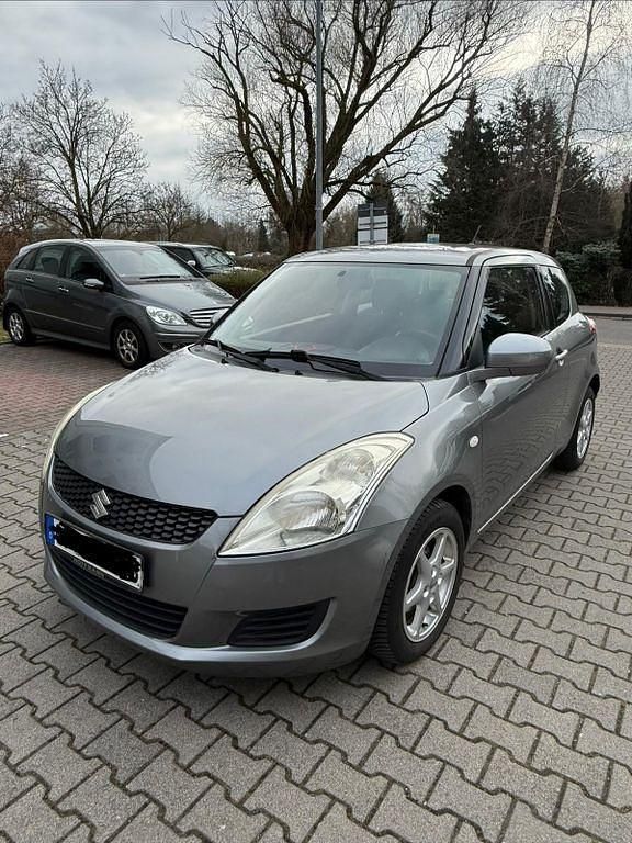 Gebraucht Suzuki Swift 94 PS (69 kW) 2012 Grau Kleinwagen
