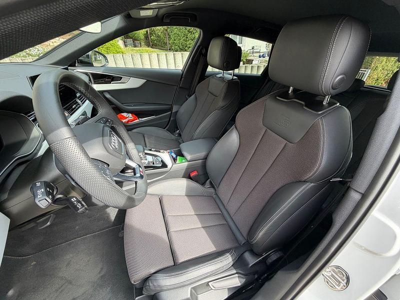 Gebraucht Audi A4 S-Line 204 PS (150 kW) 2023 Weiß Kombi