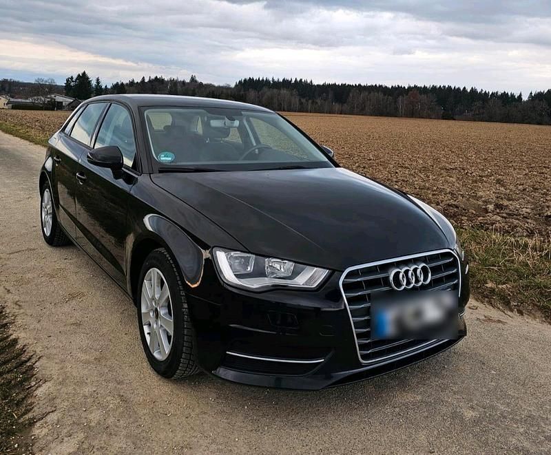 Gebraucht Audi A3 110 PS (80 kW) 2015 Schwarz Limousine