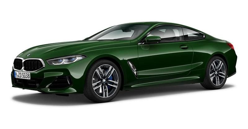 Grün Gebraucht 2025 BMW 840 Shadowline Coupé | 78.083 € (Superpreis) - Bild 1/4