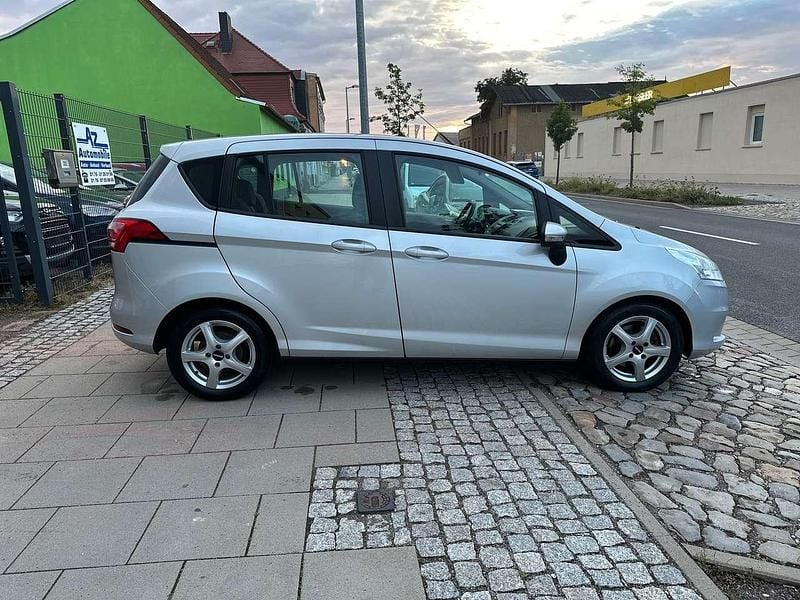Silber Gebraucht 2013 Ford B-MAX Trend Van / Kleinbus | 4.500 € (Fairer Preis) - Bild 1/4