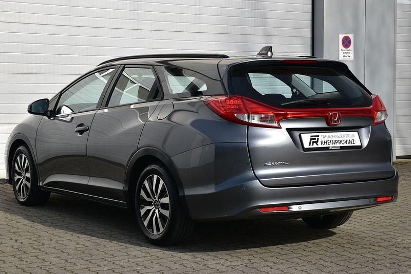 Gebraucht Honda Civic Comfort 120 PS (88 kW) 2015 Grau Kombi