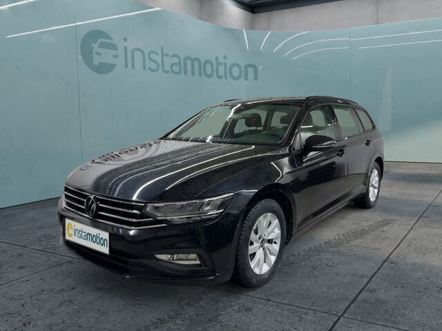 Gebraucht VW Passat 150 PS (110 kW) 2023 Schwarz Kombi