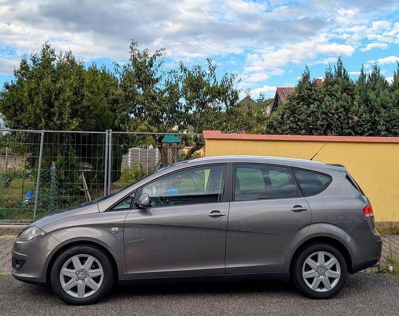 Gebraucht Seat Altea Stylance 140 PS (102 kW) 2007 Grau Van / Kleinbus