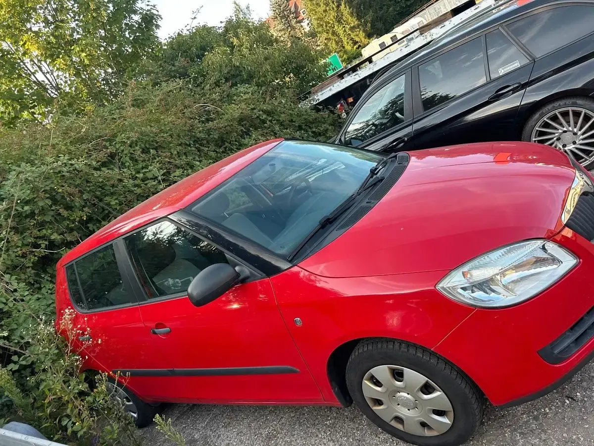 Gebraucht Skoda Fabia 60 PS (44 kW) 2009 Rot Kleinwagen