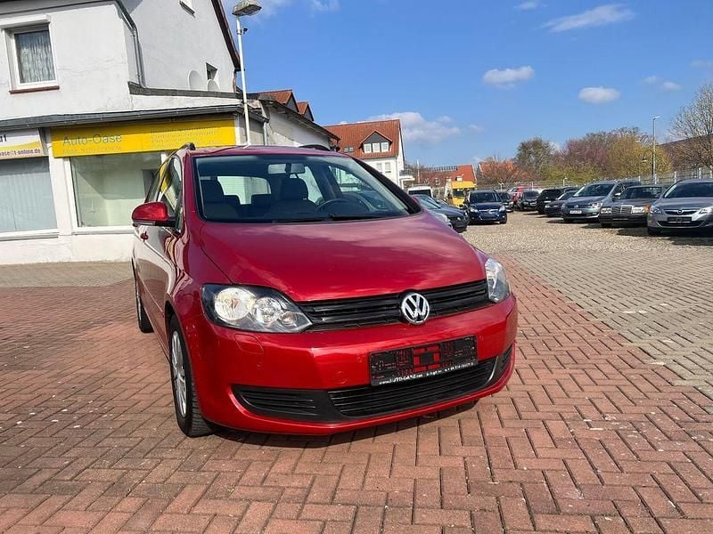 Gebraucht VW Golf VI 105 PS (77 kW) 2011 Rot Kleinwagen