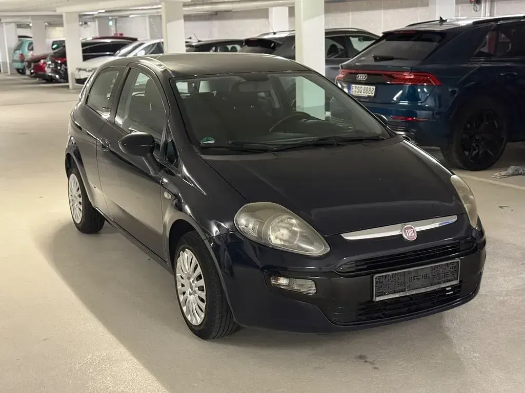 Gebraucht Fiat Punto Evo 69 PS (50 kW) 2011 Blau Kleinwagen