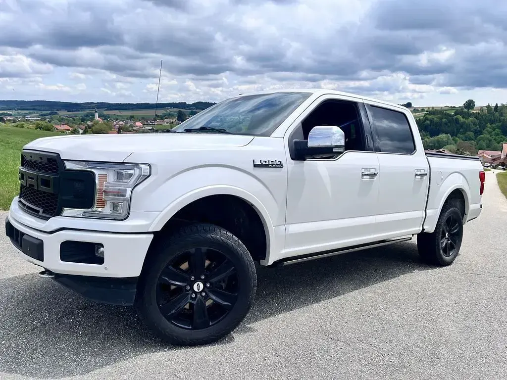Gebraucht Ford F-150 370 PS (272 kW) 2019 Weiß Pickup