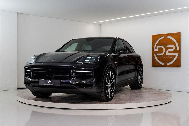 Gebraucht Porsche Cayenne 462 PS (339 kW) 2024 Schwarz SUV