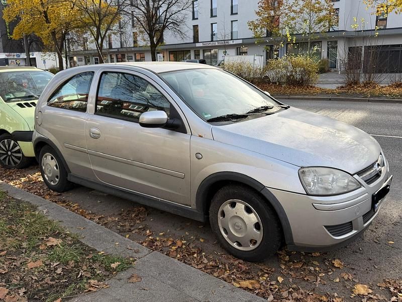 Silber Gebraucht 2006 Opel Corsa Kleinwagen | 300 € (Superpreis) - Bild 1/4