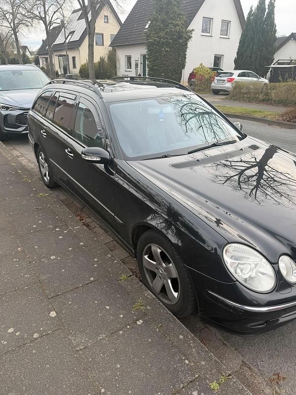 Gebraucht Mercedes E280 190 PS (139 kW) 2005 Schwarz Kombi
