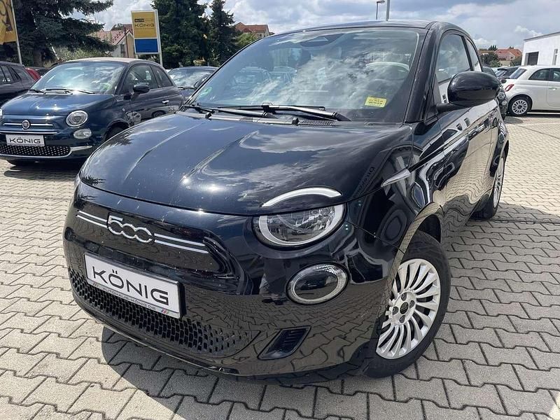 Schwarz Gebraucht 2023 Fiat 500e Limousine | 22.999 € (Fairer Preis) - Bild 1/4