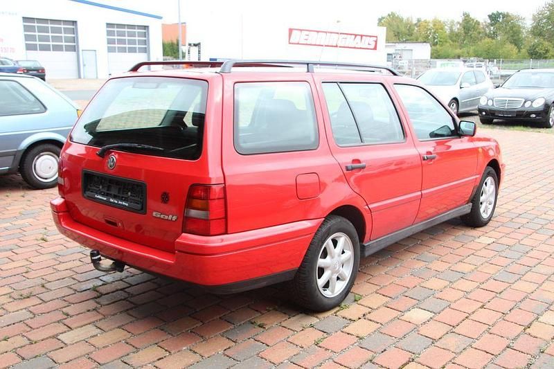 Rot Gebraucht 1999 VW Golf IV Family Kombi | 1.750 € (Teuer) - Bild 1/4