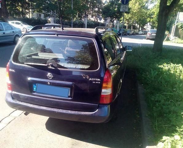 Gebraucht Opel Astra 103 PS (75 kW) 1999 Blau metallic Kombi