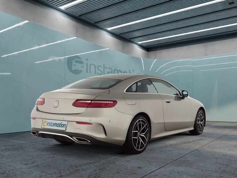 Gebraucht Mercedes E400 AMG 330 PS (242 kW) 2021 Silber Coupé