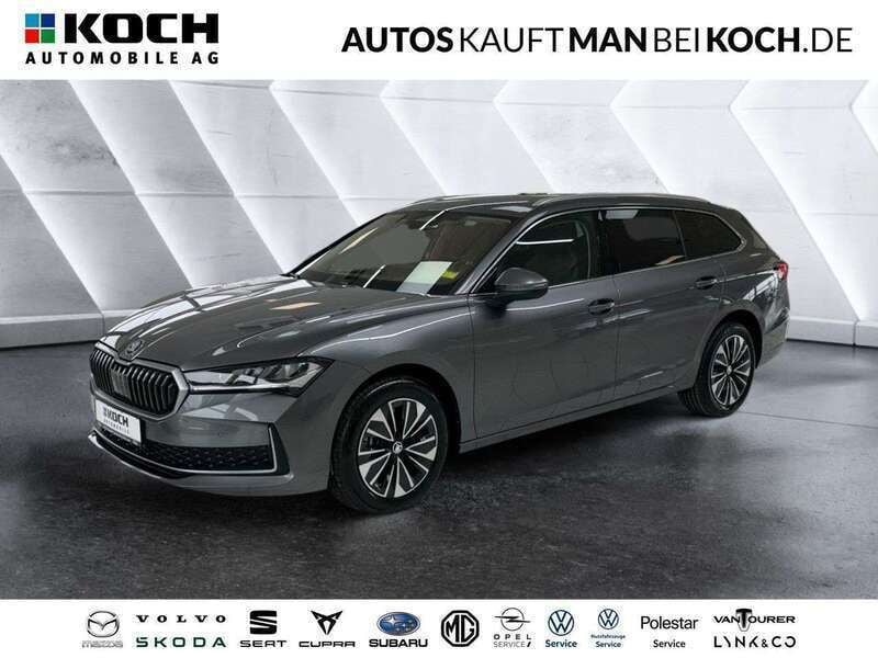 Andere farbe Gebraucht 2024 Skoda Superb Kombi | 38.490 € (Superpreis) - Bild 1/4