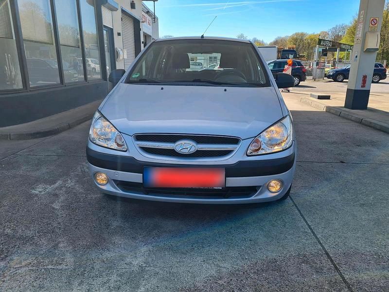 Gebraucht Hyundai Getz 67 PS (49 kW) 2009 Silber Kleinwagen