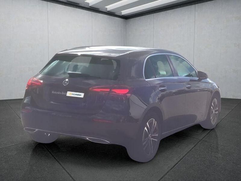 Gebraucht Mercedes A220 190 PS (139 kW) 2024 Schwarz Limousine
