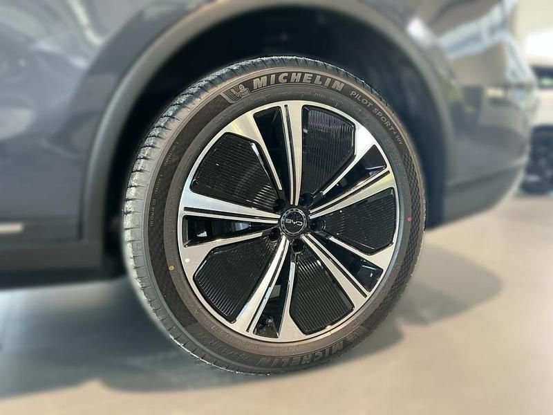 Neu BYD Tang 380 kW (517 PS) 2026 Grau SUV