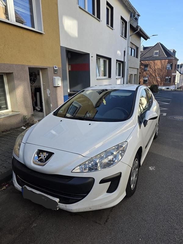 Gebraucht Peugeot 308 110 PS (80 kW) 2010 Weiß Coupé