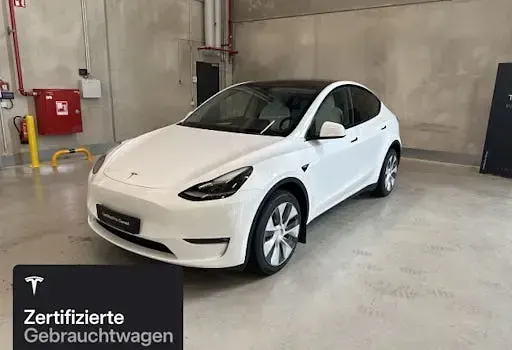 Gebraucht Tesla Model Y 273 kW (372 PS) 2022 Weiß SUV
