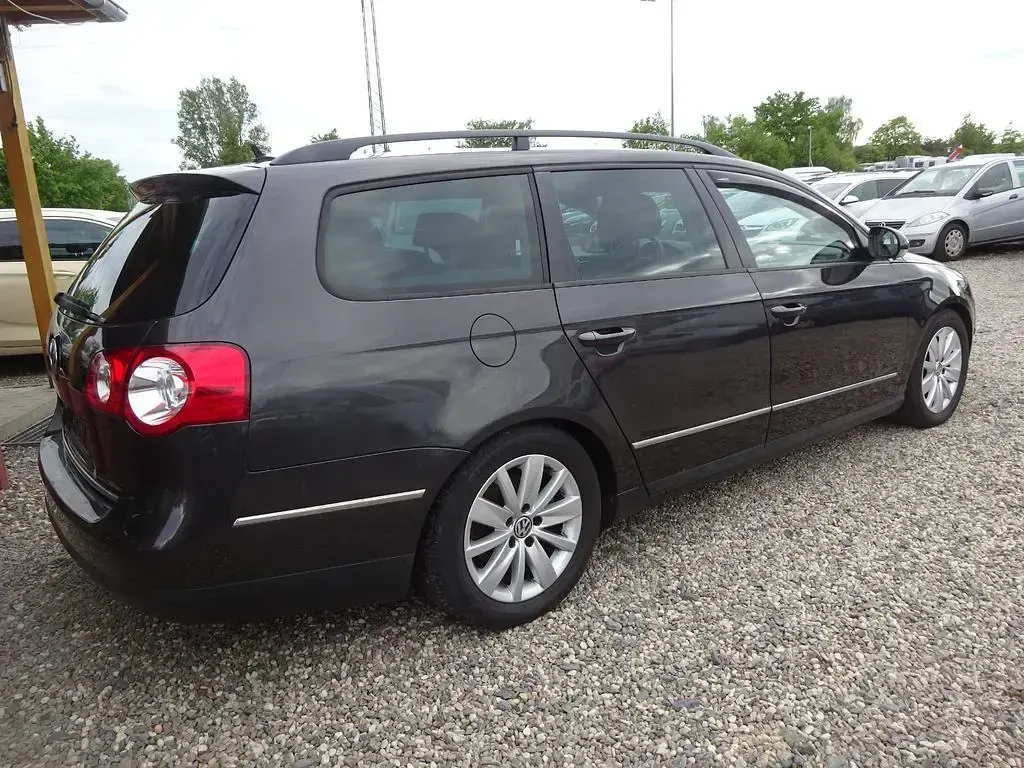 Gebraucht VW Passat Sportline 140 PS (102 kW) 2006 Braun Kombi