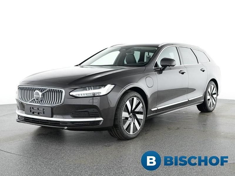 Grau Gebraucht 2025 Volvo V90 Plus Kombi | 52.890 € (Etwas zu teuer) - Bild 1/4