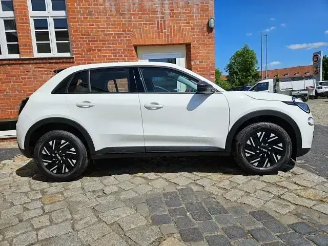 Neu Fiat 600 136 PS (100 kW) 2025 Gelato weiß SUV