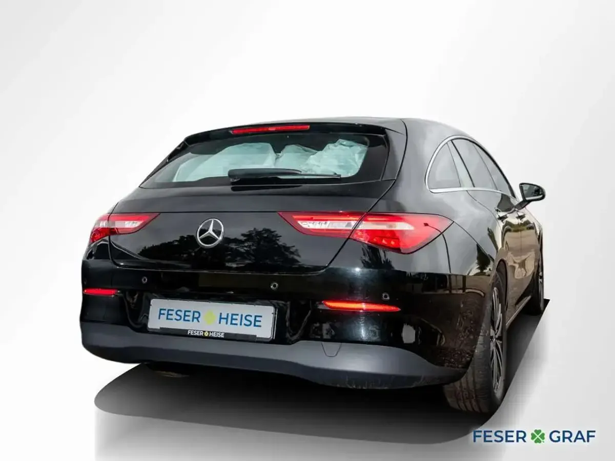Gebraucht Mercedes CLA180 116 PS (85 kW) 2021 Schwarz Coupé