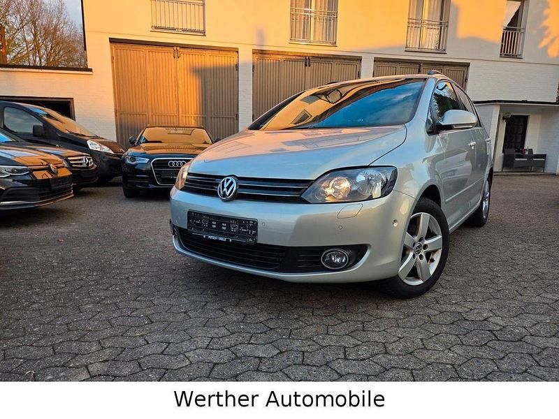 Gebraucht VW Golf VI Team 105 PS (77 kW) 2010 Gold Kleinwagen
