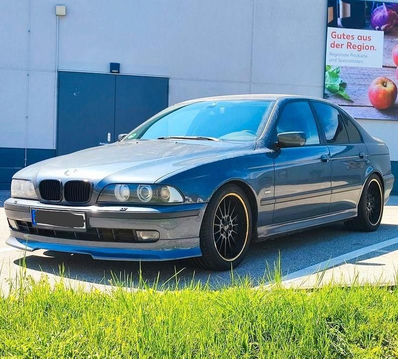 Grau Gebraucht 1999 BMW 523 Performance Limousine | 3.500 € (Fairer Preis) - Bild 1/4