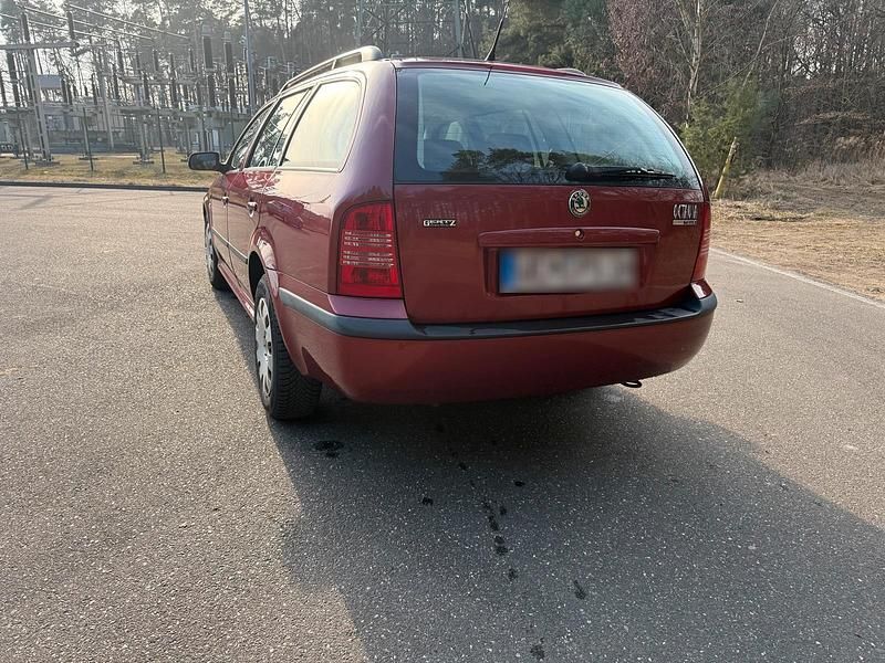 Gebraucht Skoda Octavia 2007 Rot Kombi