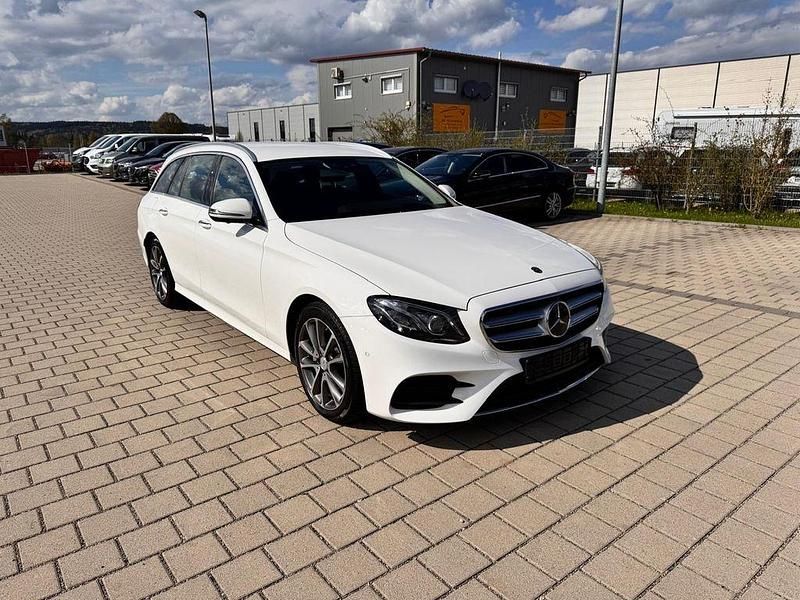 Usata Mercedes E220 194 CV (142 kW) 2018 Bianco Berlina