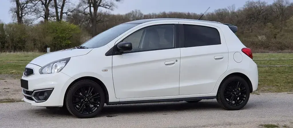 Gebraucht Mitsubishi Space Star Active 80 PS (58 kW) 2019 Weiß Kleinwagen