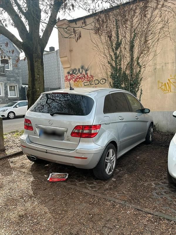 Gebraucht Mercedes 200 140 PS (102 kW) 2006 Silber Limousine