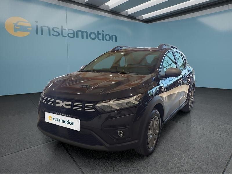 Schwarz Gebraucht 2023 Dacia Sandero Stepway Kleinwagen | 17.499 € (Fairer Preis) - Bild 1/4