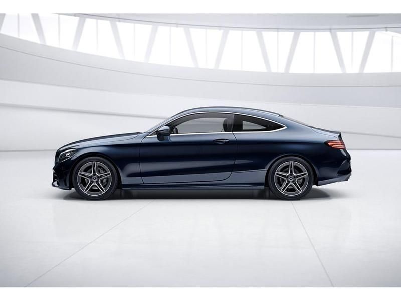 Gebraucht Mercedes C220 AMG 194 PS (142 kW) 2022 Blau Coupé