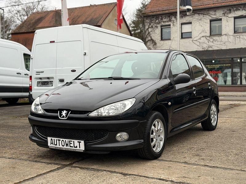 Gebraucht Peugeot 206 Filou 75 PS (55 kW) 2007 Schwarz Kleinwagen