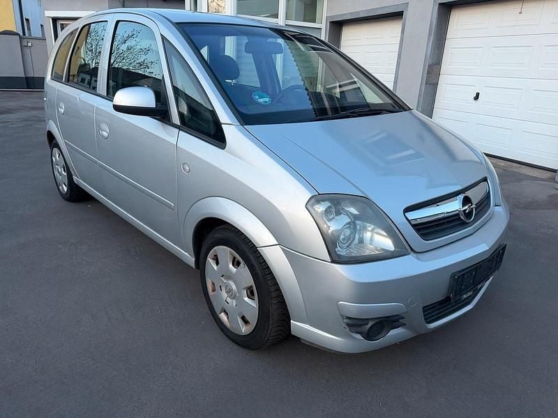 Gebraucht Opel Meriva 105 PS (77 kW) 2006 Silber Van / Kleinbus