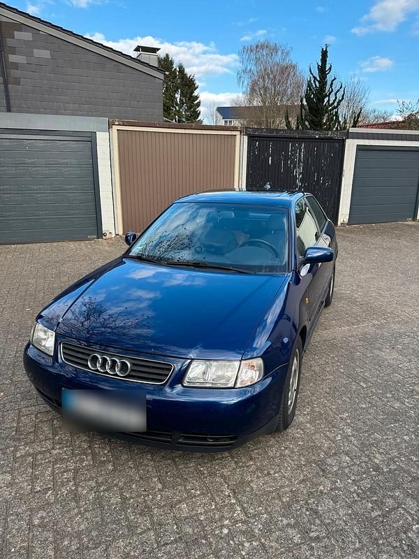 Gebraucht Audi A3 102 PS (75 kW) 2000 Blau Kleinwagen
