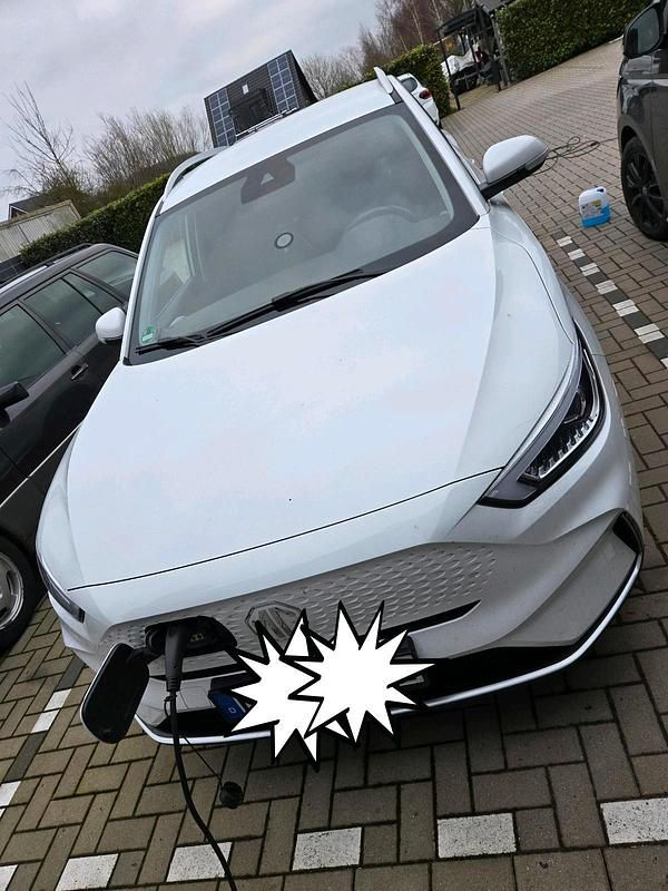 Gebraucht MG ZS 130 kW (177 PS) 2022 Weiß SUV